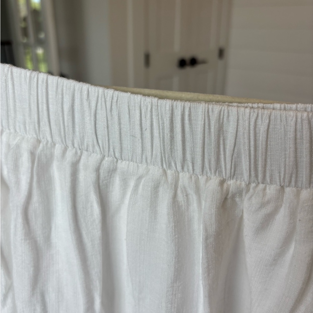 White Ruffle Skirt - Picture 4 of 4